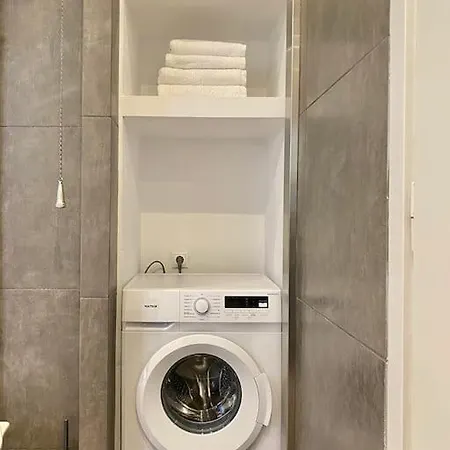 3-bedroom Central, Spacious And Bright Apartment.