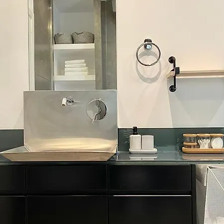 3-bedroom Central, Spacious And Bright Apartment.